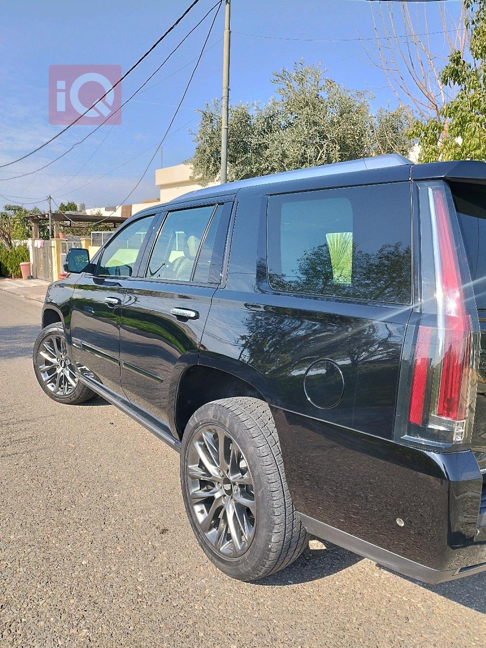 Cadillac Escalade